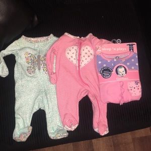 Bundle of 4 Sleep N Play 🎀